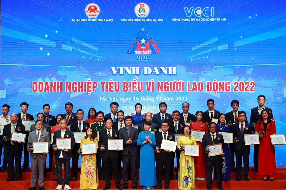VNPT Doanh nghiệp tiêu biểu vì Người lao động  năm 2022 1