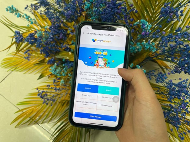 Chạm VNPT Money “See” hè